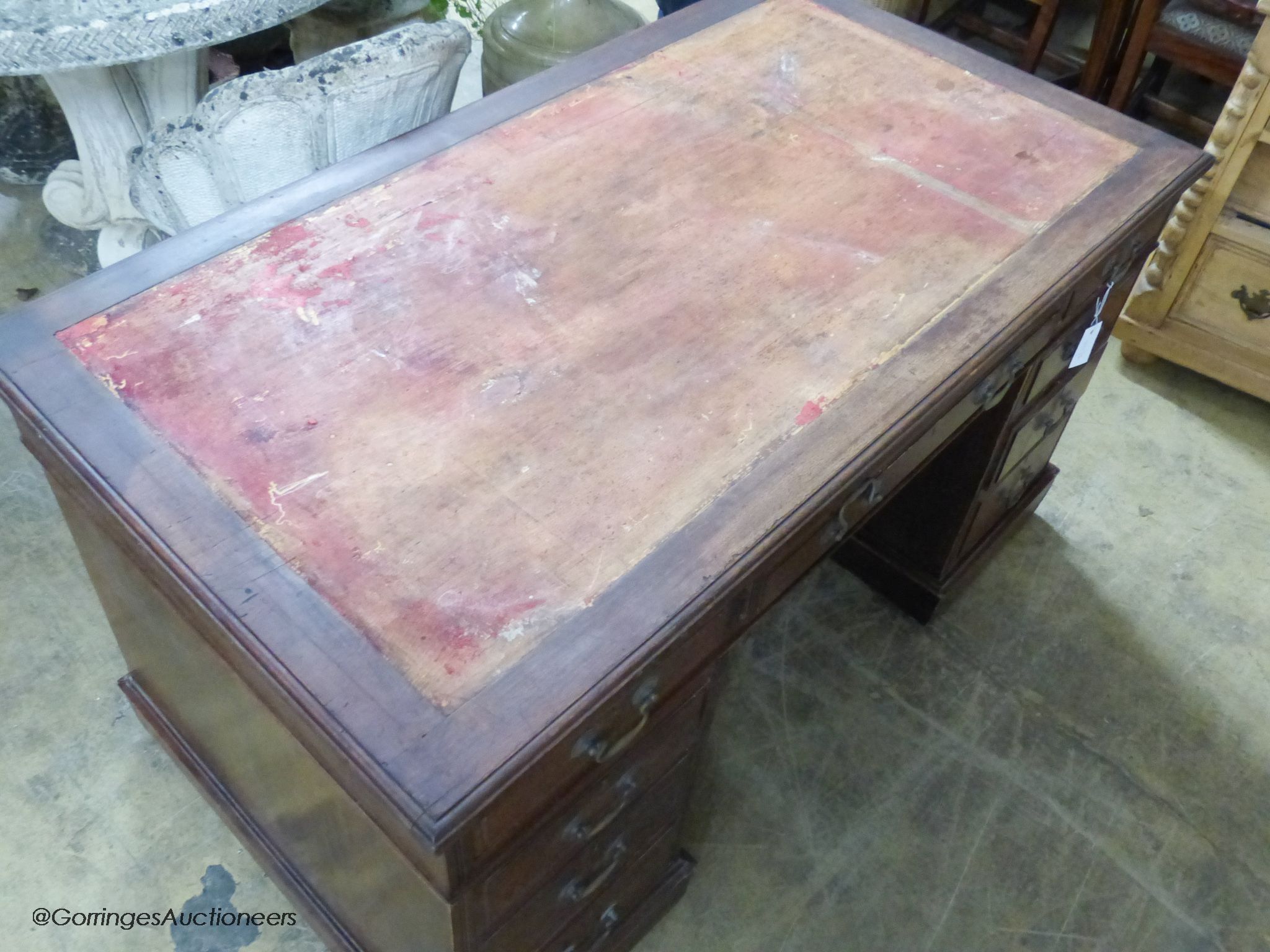 A late Victorian mahogany pedestal desk, width 138cm depth 76cm height 76cm